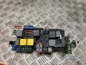 Gebruikte Zekeringkast Mercedes Sprinter 3,5t (907.6/910.6) 314 CDI 2.1 D FWD Prijs € 51,00 Margeregeling aangeboden door Autodemontagebedrijf Middelburg B.V