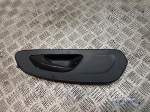 Gebruikte Portiergreep 2Deurs links Mercedes Sprinter 3,5t (907.6/910.6) 314 CDI 2.1 D FWD Prijs € 29,00 Margeregeling aangeboden door Autodemontagebedrijf Middelburg B.V