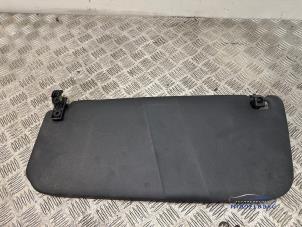 Gebruikte Zonneklep Mercedes Sprinter 3,5t (907.6/910.6) 314 CDI 2.1 D FWD Prijs € 20,00 Margeregeling aangeboden door Autodemontagebedrijf Middelburg B.V