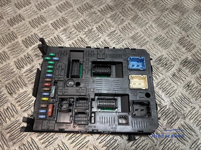 Gebruikte Bodycontrol Module Peugeot Partner (GC/GF/GG/GJ/GK) 1.6 HDI 75 Phase 1 Prijs € 148,00 Margeregeling aangeboden door Autodemontagebedrijf Middelburg B.V