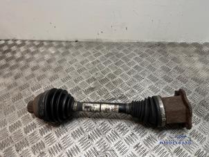 Gebruikte Cardanas links-voor (VWA) Audi A4 (B8) 3.0 TDI V6 24V Quattro Prijs € 19,00 Margeregeling aangeboden door Autodemontagebedrijf Middelburg B.V