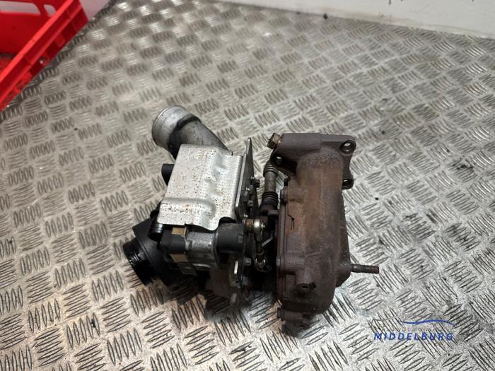 Gebruikte G-lader Audi A4 (B8) 3.0 TDI V6 24V Quattro Prijs € 231,00 Margeregeling aangeboden door Autodemontagebedrijf Middelburg B.V