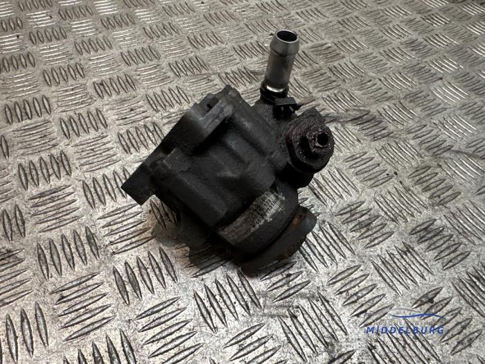 Gebruikte Servopomp Audi A4 (B8) 3.0 TDI V6 24V Quattro Prijs € 23,00 Margeregeling aangeboden door Autodemontagebedrijf Middelburg B.V