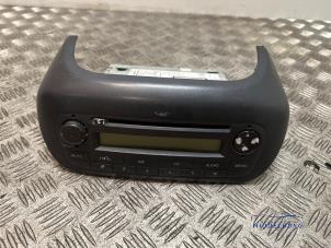 Gebruikte Radio CD Speler Peugeot Bipper (AA) 1.4 HDi Prijs € 58,00 Margeregeling aangeboden door Autodemontagebedrijf Middelburg B.V