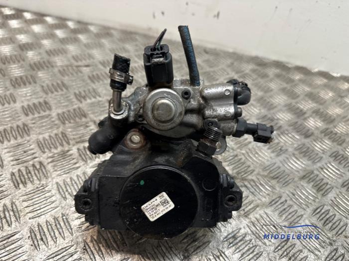 Gebruikte Brandstofpomp Mechanisch Mercedes Sprinter 3,5t (907.6/910.6) 314 CDI 2.1 D FWD Prijs € 123,00 Margeregeling aangeboden door Autodemontagebedrijf Middelburg B.V
