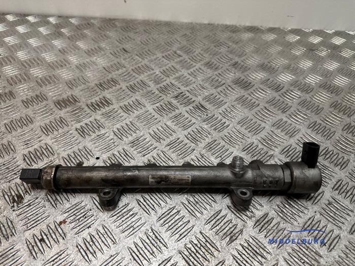 Gebruikte Injector brug Mercedes Sprinter 3,5t (906.63) 316 CDI 16V Prijs € 40,00 Margeregeling aangeboden door Autodemontagebedrijf Middelburg B.V