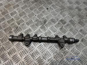 Gebruikte Injector brug Opel Combo 1.3 CDTI 16V ecoFlex Prijs € 19,00 Margeregeling aangeboden door Autodemontagebedrijf Middelburg B.V