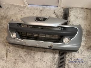 Gebruikte Bumper voor Peugeot 207/207+ (WA/WC/WM) 1.6 16V VTi Prijs € 59,00 Margeregeling aangeboden door Autodemontagebedrijf Middelburg B.V