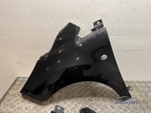 Gebruikte Scherm links-voor Ford Ka II 1.2 Prijs € 49,00 Margeregeling aangeboden door Autodemontagebedrijf Middelburg B.V