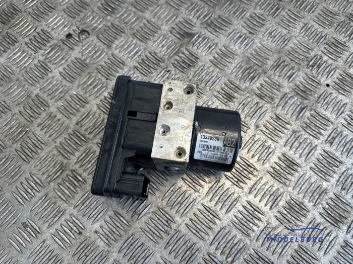 Gebruikte ABS Pomp Chevrolet Orlando 2.0 D 16V Prijs € 149,00 Margeregeling aangeboden door Autodemontagebedrijf Middelburg B.V