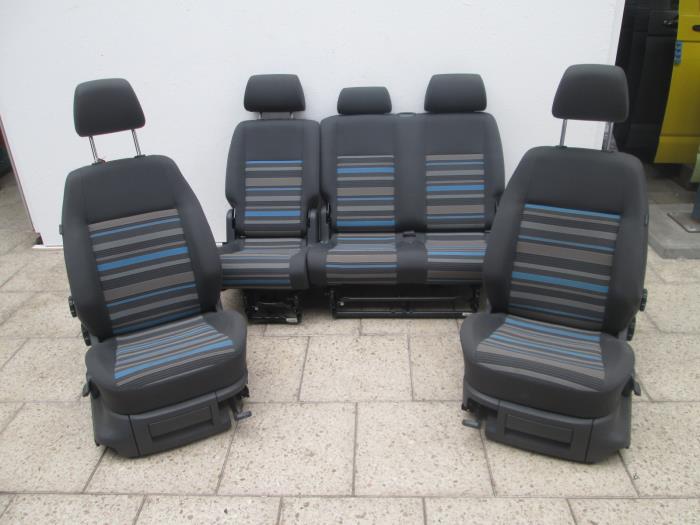 Stoelen+Bank (compleet) voor Volkswagen Caddy ABC Parts Stoelen+Bank (compleet) voor Volkswagen Caddy abc parts.nl
