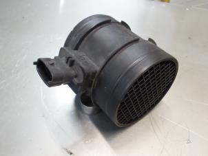 Gebruikte Luchthoeveelheidsmeter Alfa Romeo Giulietta (940) 1.75 TBI 16V QV Prijs € 35,00 Margeregeling aangeboden door A.T.S. van de Wiel