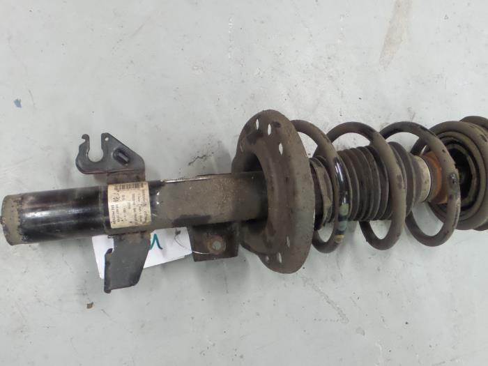 Alfa Romeo Giulietta Schokdemperpoot links-voor