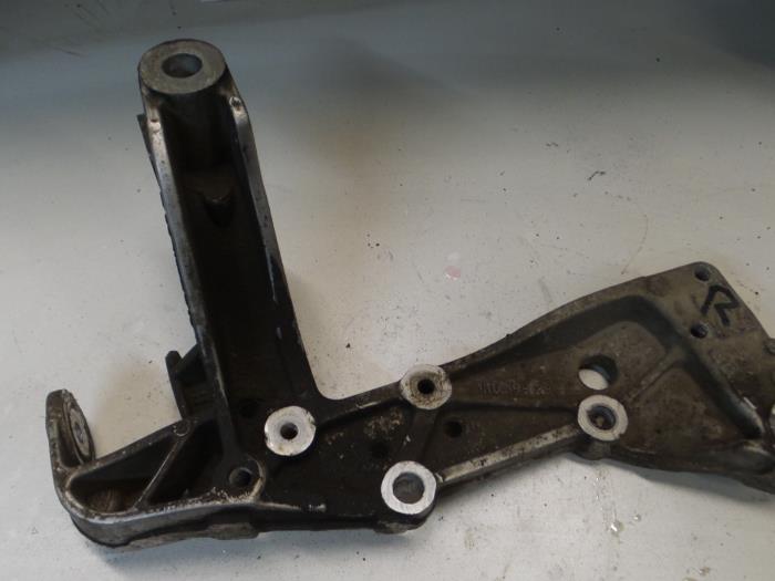 Seat Leon Draagarm rechts-voor