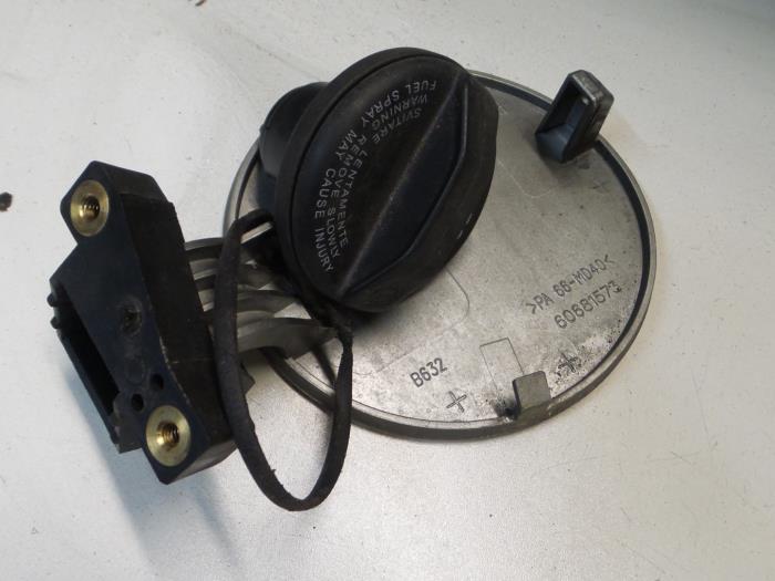 Alfa Romeo GT Tank Klep