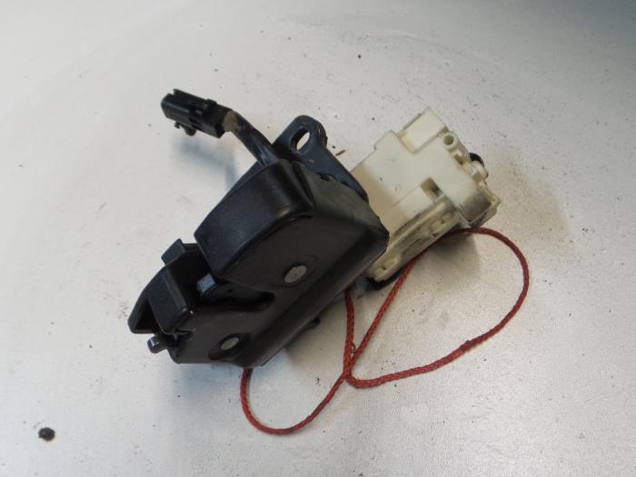 Alfa Romeo GT Slotmechaniek Achterklep