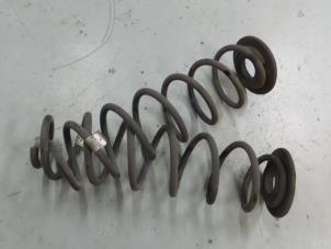 Gebruikte Schroefveer achter Seat Leon (5FB) 1.6 TDI Ecomotive 16V Prijs € 35,00 Margeregeling aangeboden door A.T.S. van de Wiel