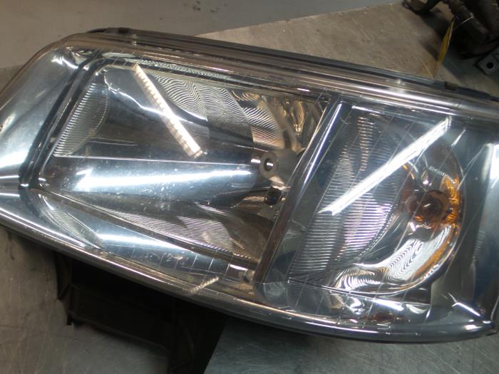 Volkswagen Transporter Koplamp links