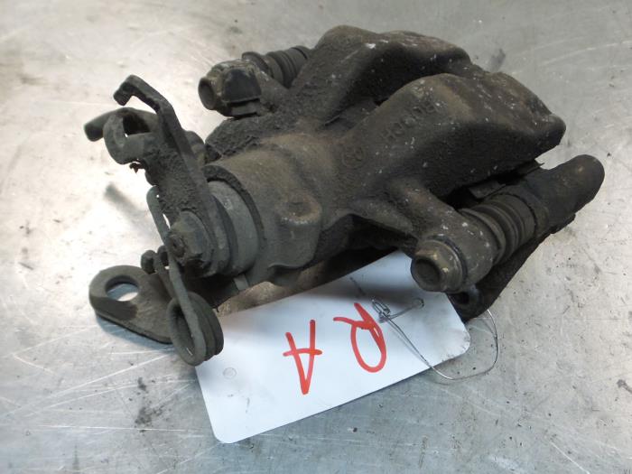 Alfa Romeo Mito Remklauw (Tang) rechts-achter