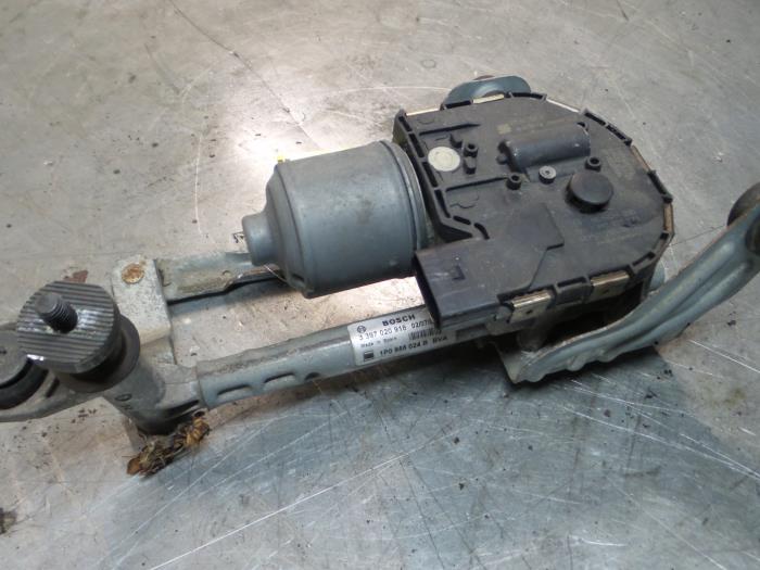 Seat Leon Ruitenwissermotor voor