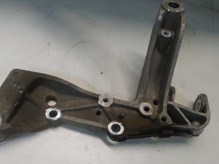 Seat Altea Draagarm links-voor