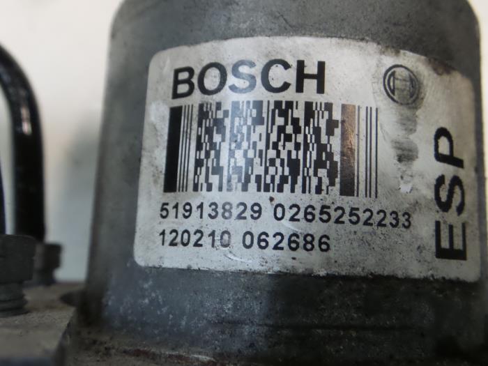 ABS Pomp Alfa Romeo Mito ()