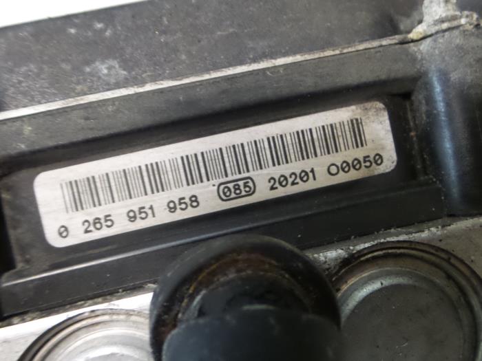 ABS Pomp Alfa Romeo Mito ()