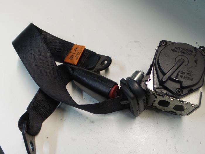 Alfa Romeo GT Veiligheidsgordel rechts-achter