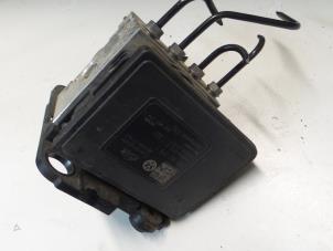 Gebruikte ABS Pomp Seat Leon (5FB) 1.6 TDI 16V Prijs € 265,00 Margeregeling aangeboden door A.T.S. van de Wiel