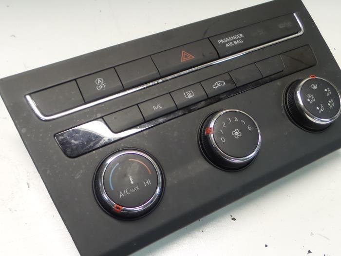 Seat Leon Kachel Bedieningspaneel