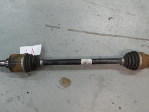 Gebruikte Steekas links-achter Alfa Romeo 159 (939AX) 2.4 JTDm 20V Prijs € 110,00 Margeregeling aangeboden door A.T.S. van de Wiel