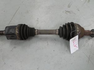 Gebruikte Aandrijfas links-voor Alfa Romeo 159 (939AX) 2.4 JTDm 20V Prijs € 175,00 Margeregeling aangeboden door A.T.S. van de Wiel