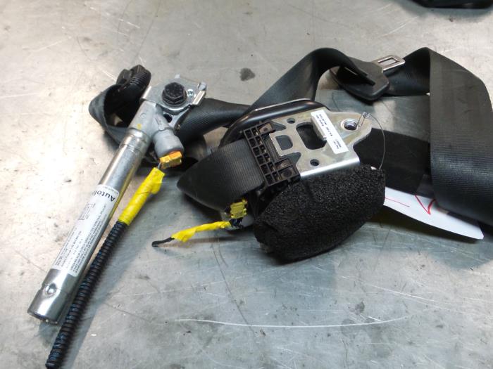 Alfa Romeo Mito Gordelspanner links