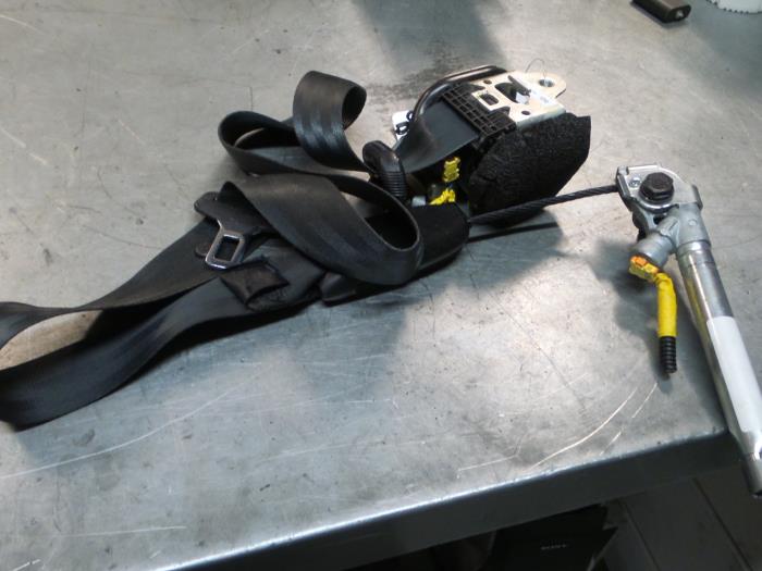 Alfa Romeo Mito Gordelspanner rechts