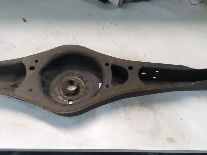 Seat Altea Draagarm links-achter