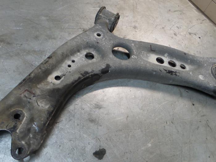 Seat Leon Draagarm links-voor