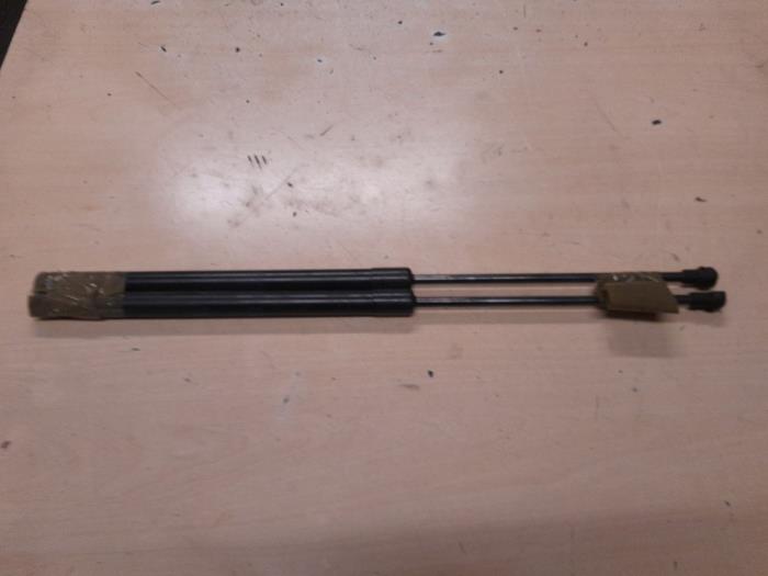 Seat Altea Set Gasdempers Achterklep