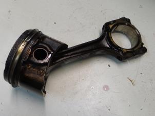 Gebruikte Zuiger Alfa Romeo MiTo (955) 1.4 TB 16V Prijs € 75,00 Margeregeling aangeboden door A.T.S. van de Wiel