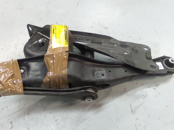 Audi A3 Draagarm links-achter