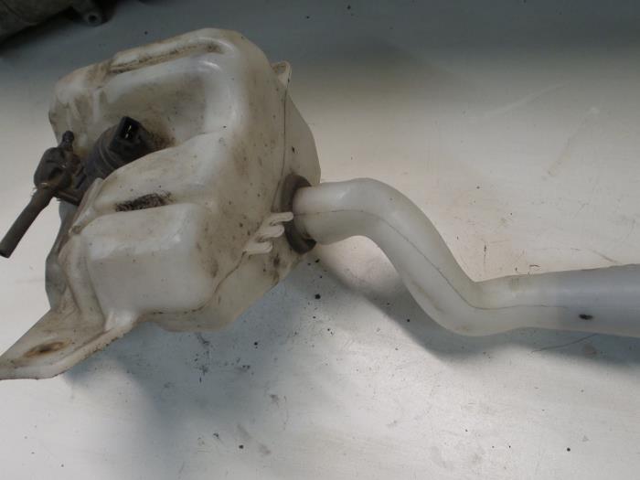 Alfa Romeo Mito Ruitensproeiertank voor