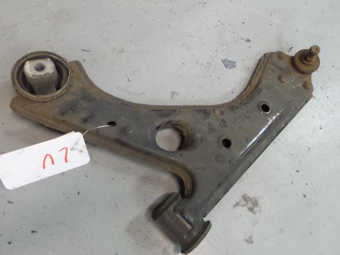 Alfa Romeo Mito Draagarm links-voor