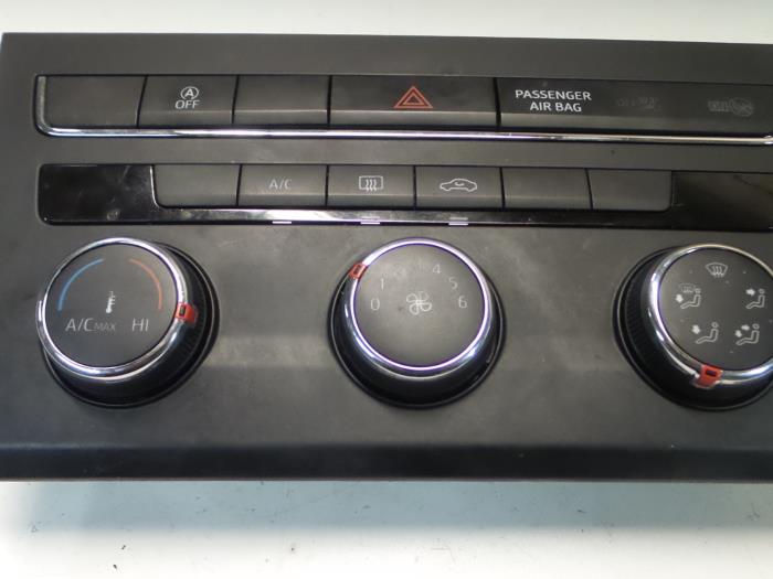 Seat Leon Kachel Bedieningspaneel
