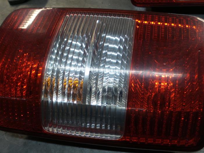 Volkswagen Caddy Achterlicht rechts