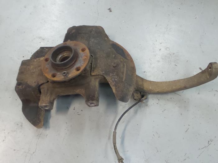 Alfa Romeo 159 Fusee rechts-voor