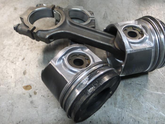 Alfa Romeo 159 Zuiger