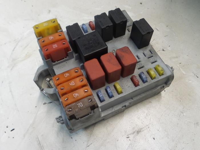 Alfa Romeo 159 Zekeringkast