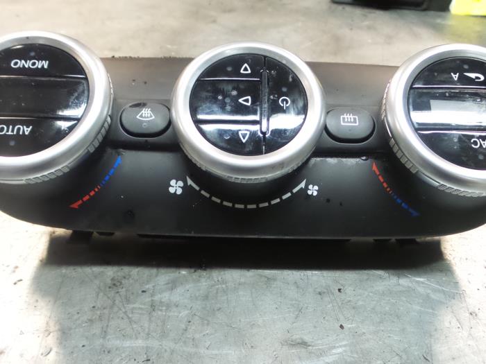 Alfa Romeo Giulietta Kachel Bedieningspaneel