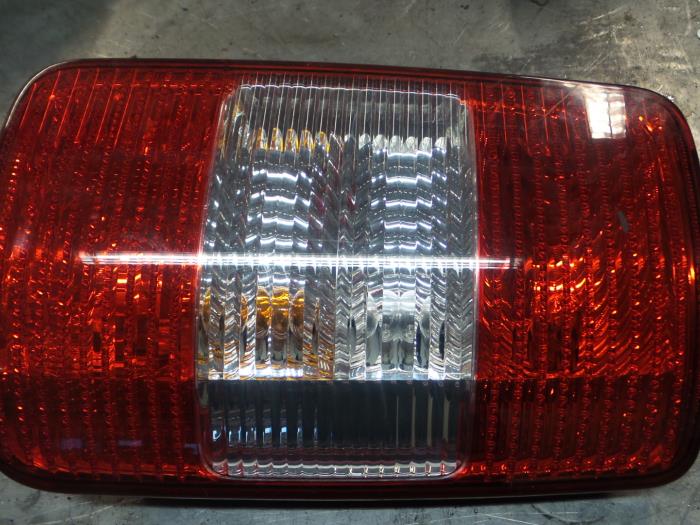 Volkswagen Caddy Achterlicht rechts