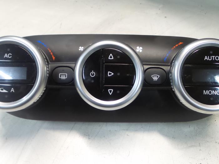 Alfa Romeo Giulietta Kachel Bedieningspaneel