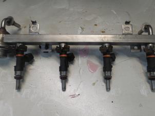 Gebruikte Injector brug Alfa Romeo MiTo (955) 1.4 Turbo Multi Air 16V Prijs € 75,00 Margeregeling aangeboden door A.T.S. van de Wiel
